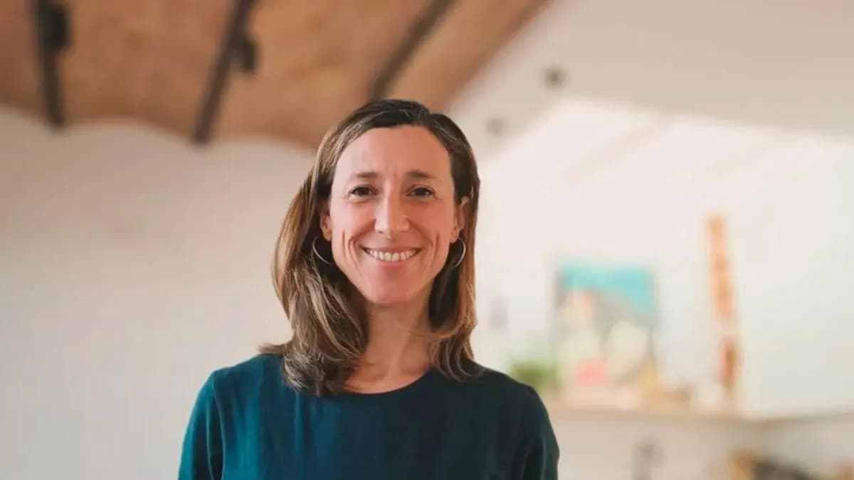 Cristina Giner: El yoga como reflexión sobre nuestras relaciones diarias